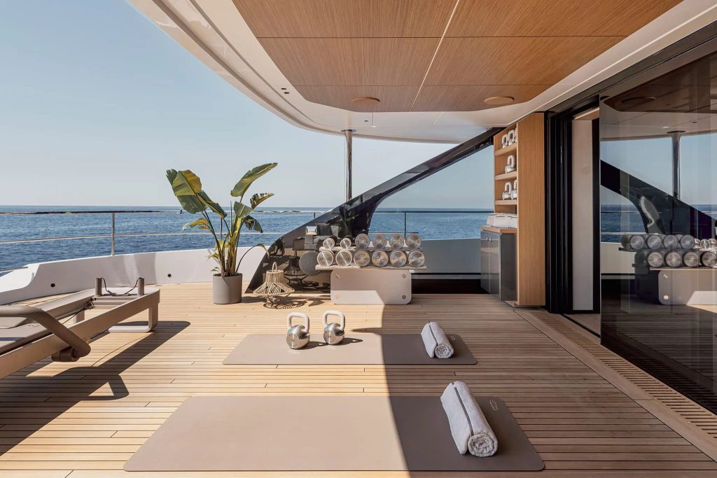 Azimut Grande 44M