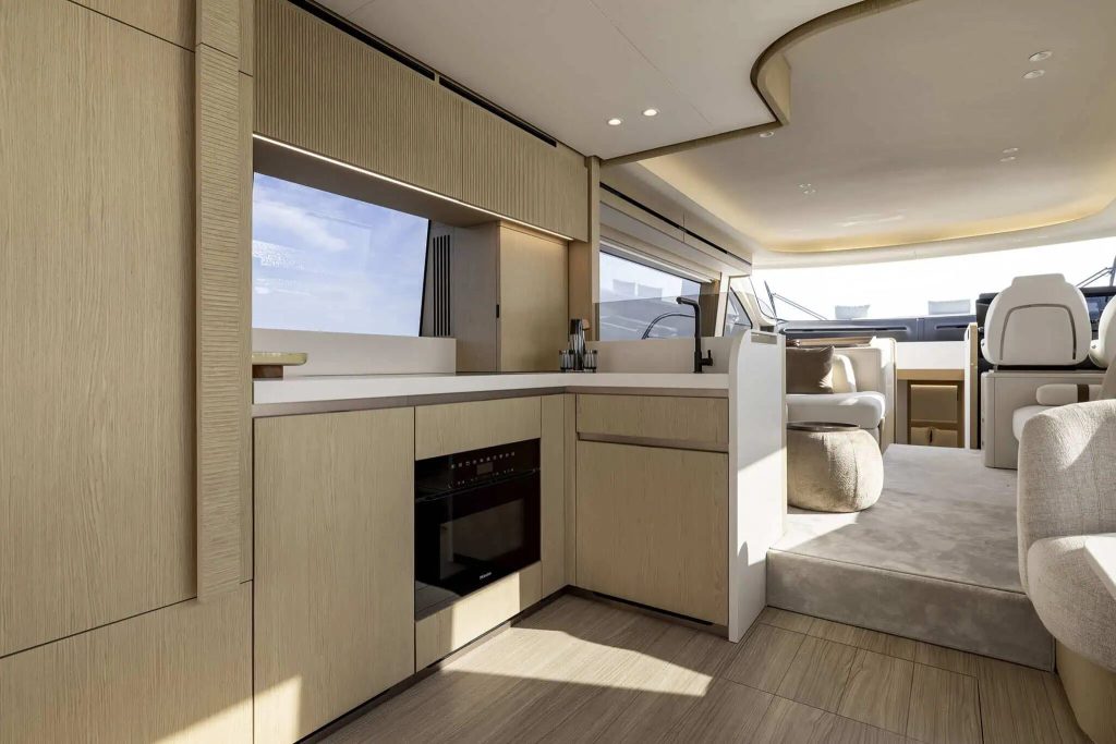 Azimut Fly 62