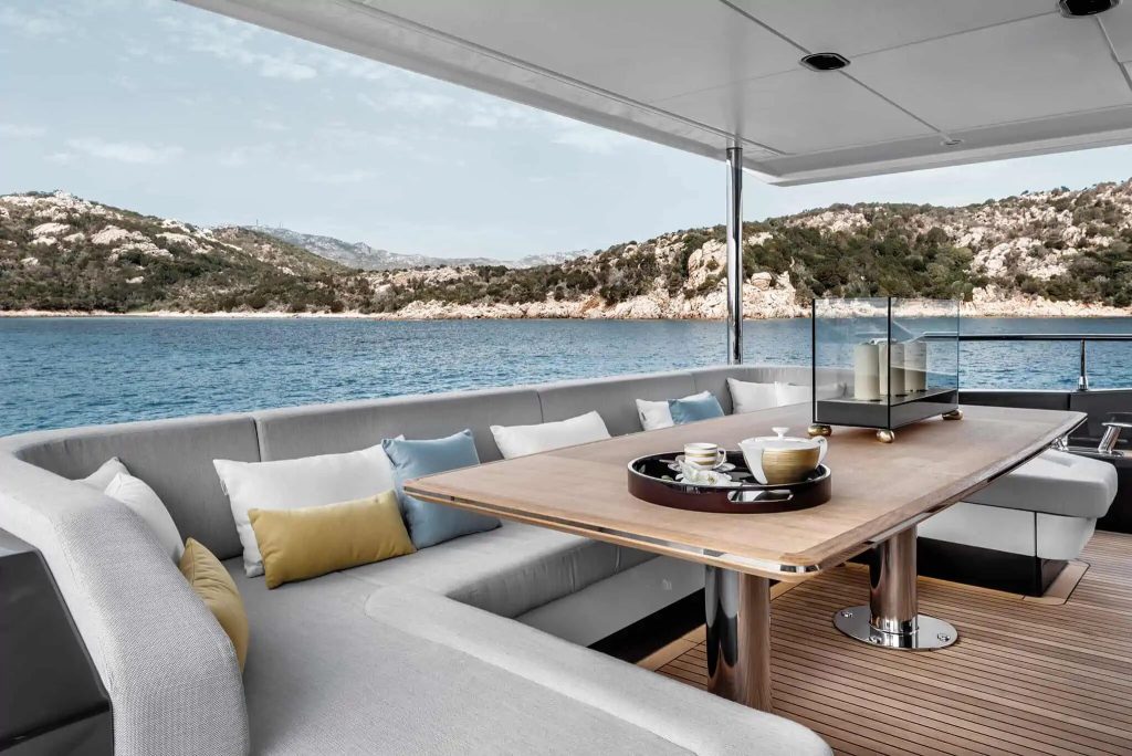 Azimut Grande 27M