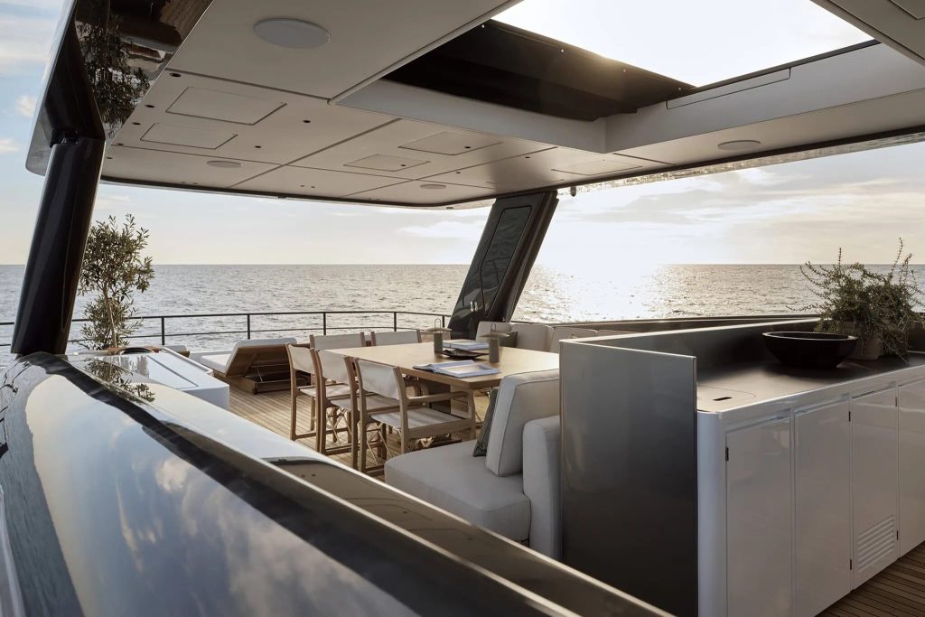Azimut Magellano 27M