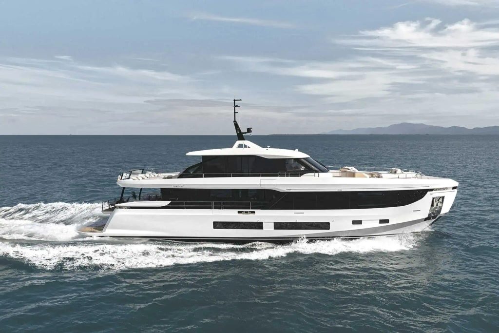 Azimut Grande 30M
