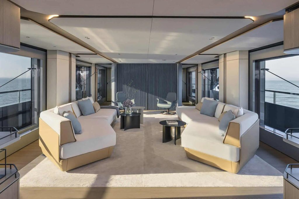 Azimut Grande Trideck — Interior design