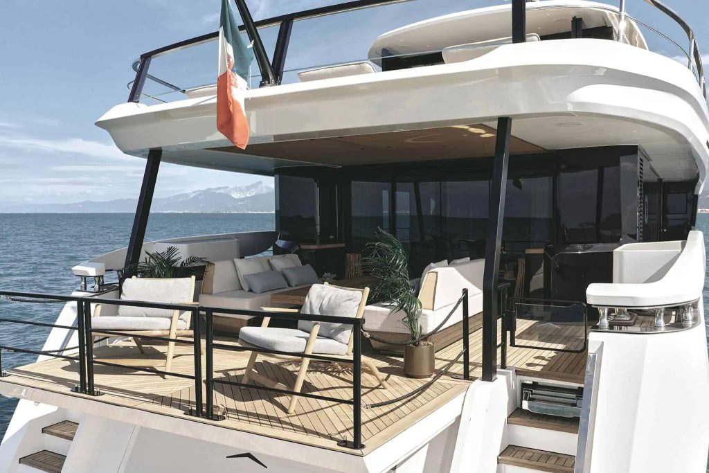 Azimut Grande 30M
