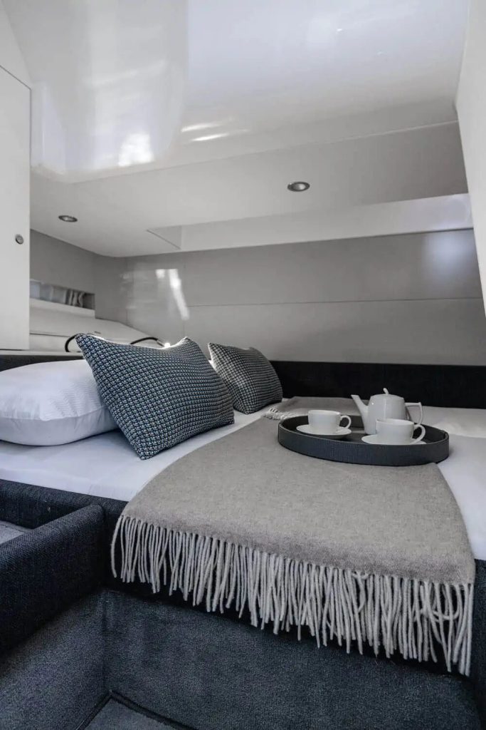 Azimut Verve 42