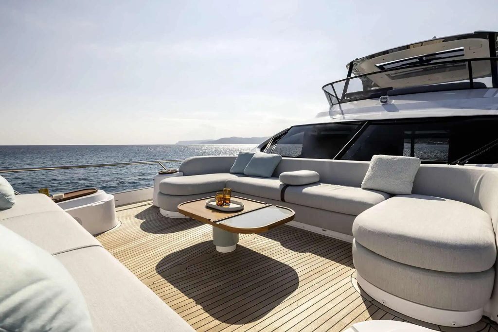 Azimut Fly 72
