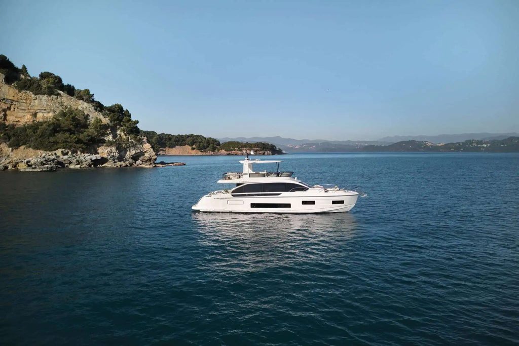 Azimut Fly 62