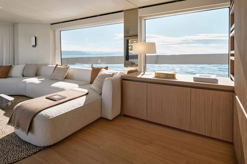 Azimut Seadeck 9