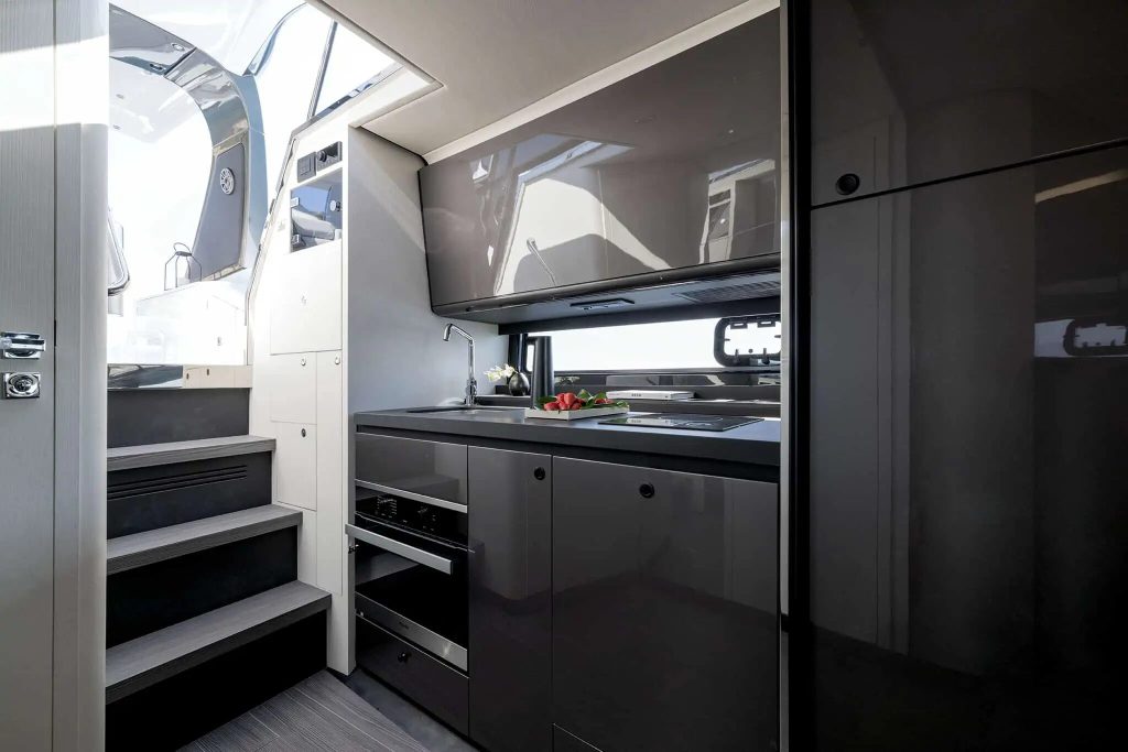 Azimut Verve 42