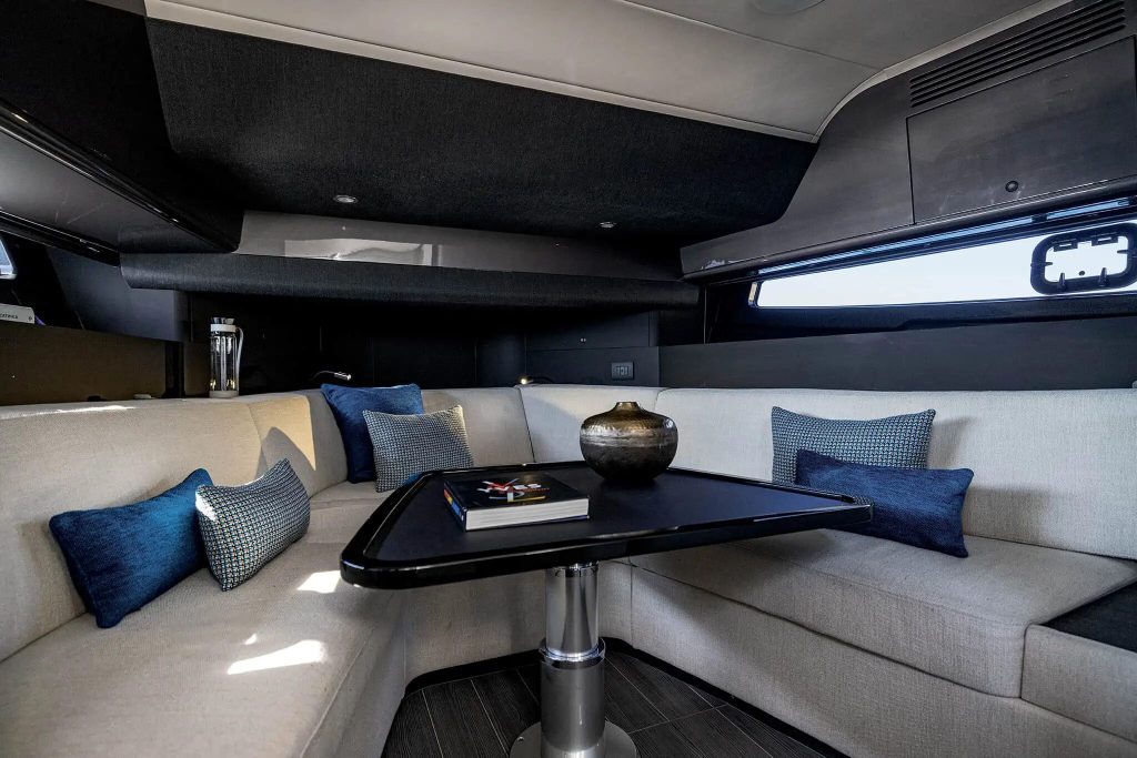 Azimut Verve 42