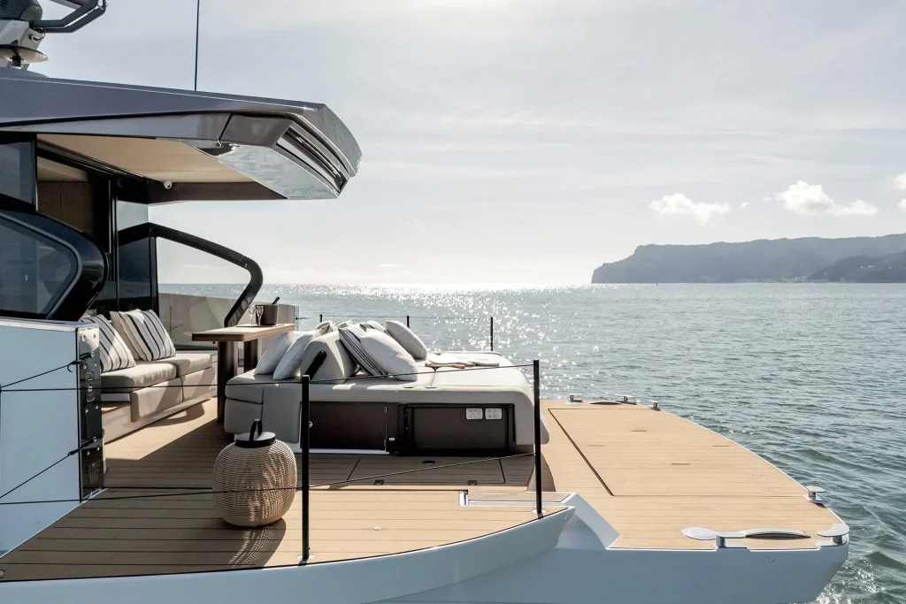 Azimut Seadeck 6 2025 · Varazze, vista 2