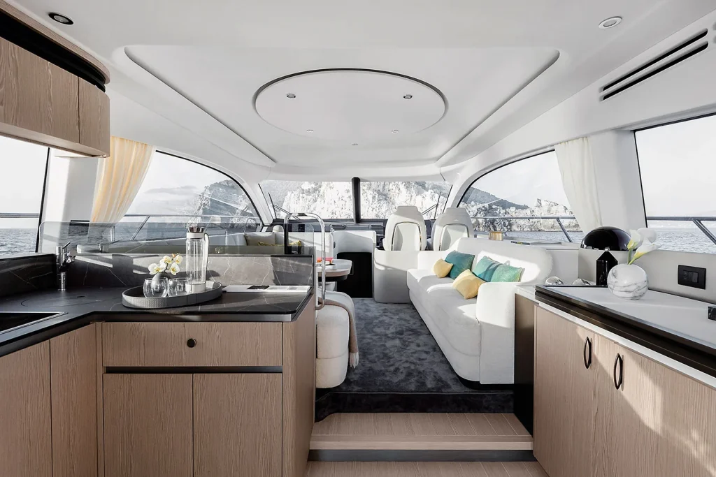 Azimut Fly 58 — photo 7