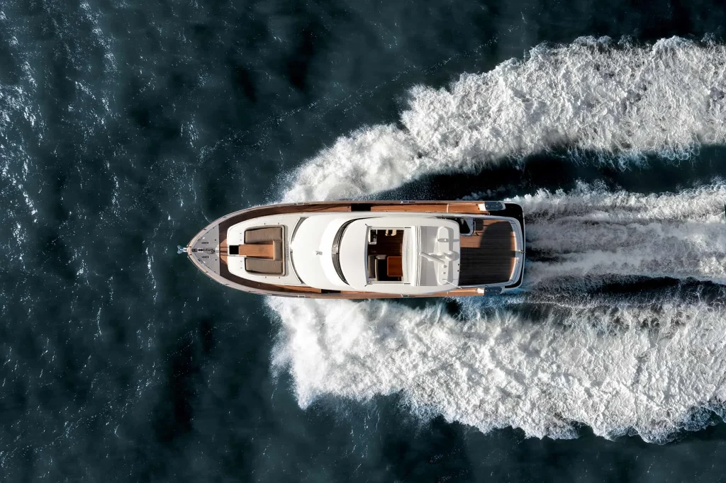 Azimut Magellano 66 — photo 3