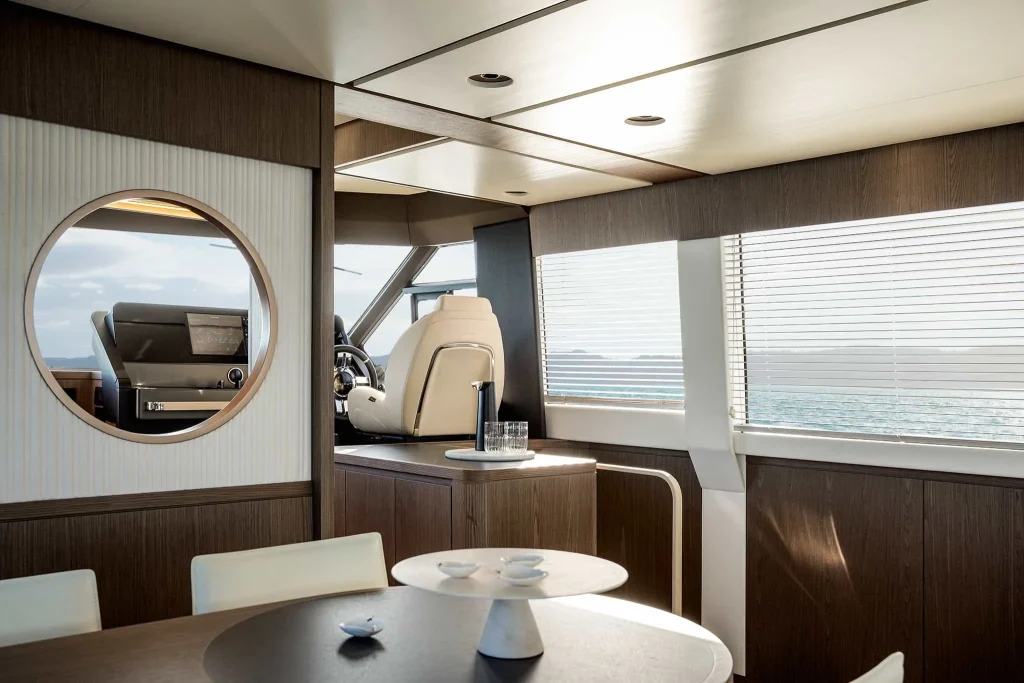 Azimut Magellano 66 — photo 9