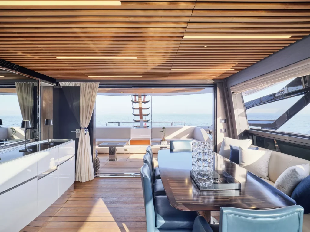 Azimut S10 2021 — listing image 16