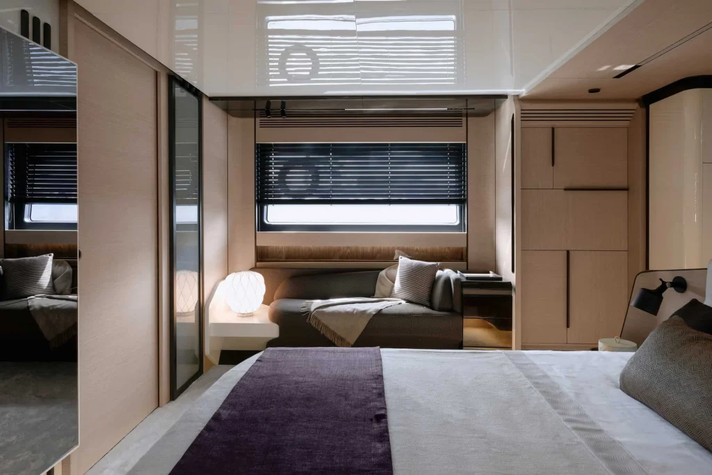 Azimut S10 2022 — listing image 30