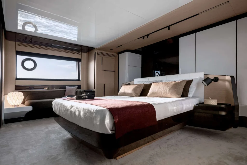 Azimut S10 2022 — listing image 28