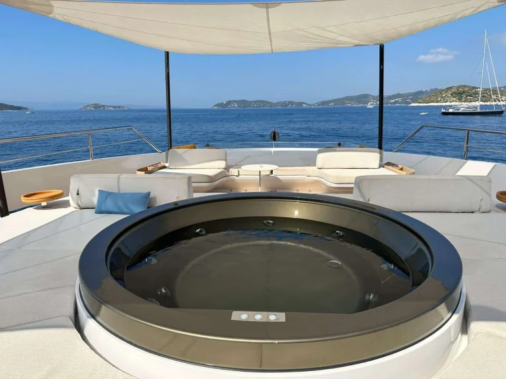 Azimut Grande Trideck 2021 — listing image 5