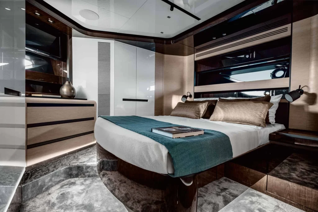 Azimut S10 2022 — listing image 34