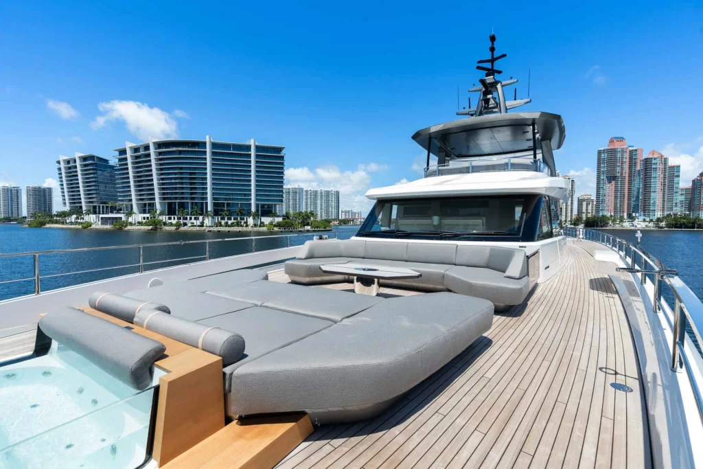 Azimut Grande 36 Metri 2026 — listing image 39