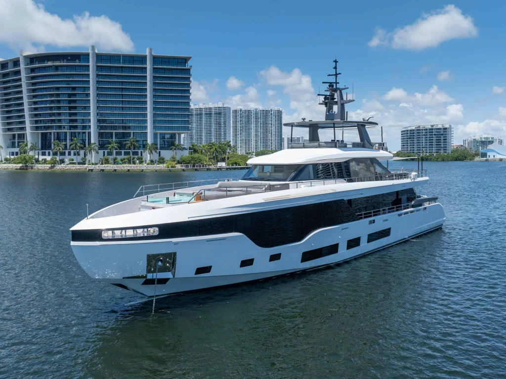 Azimut Grande 36 Metri 2026 — listing image 4