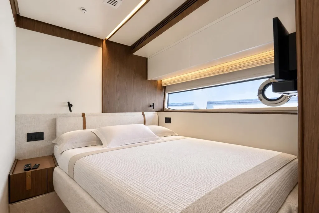 Azimut Fly 72 2025 — listing image 17