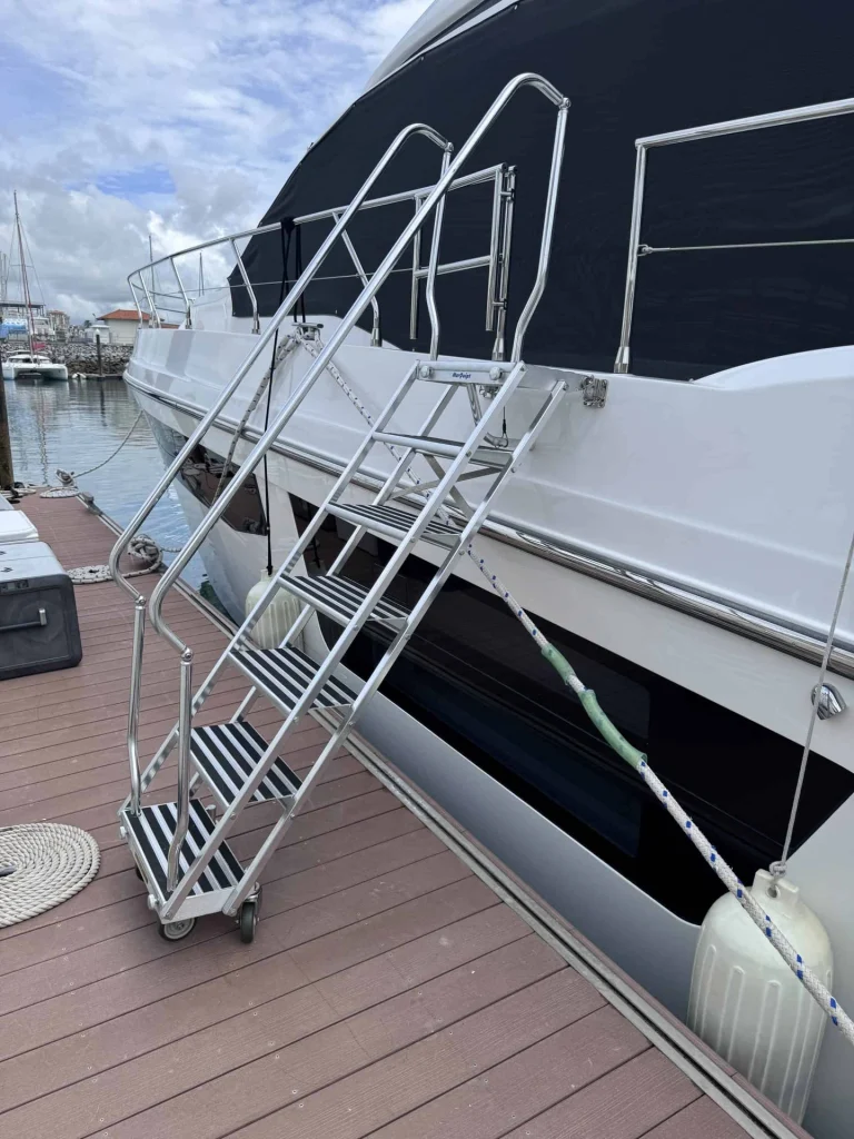Azimut Fly 53 2022 — listing image 6