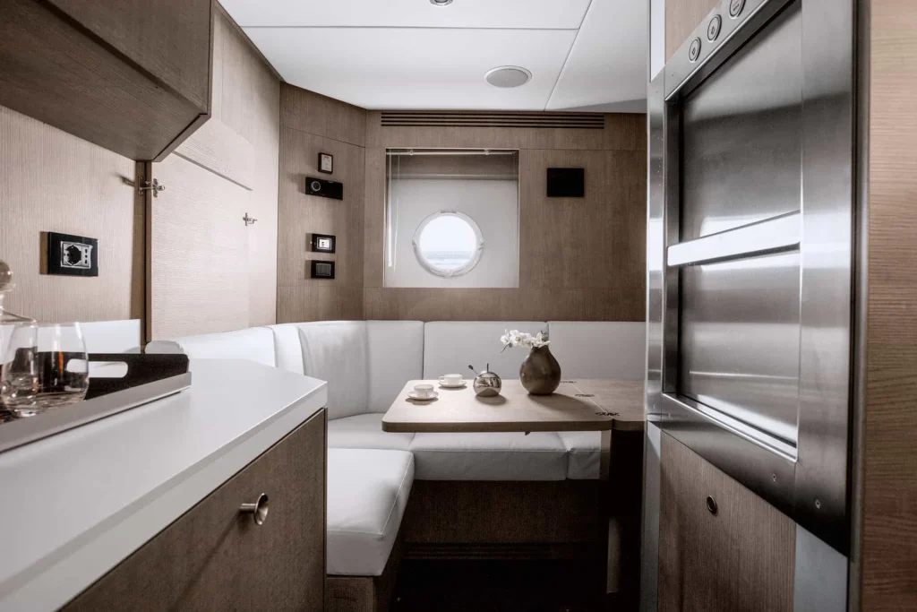 Azimut S10 2022 — listing image 41
