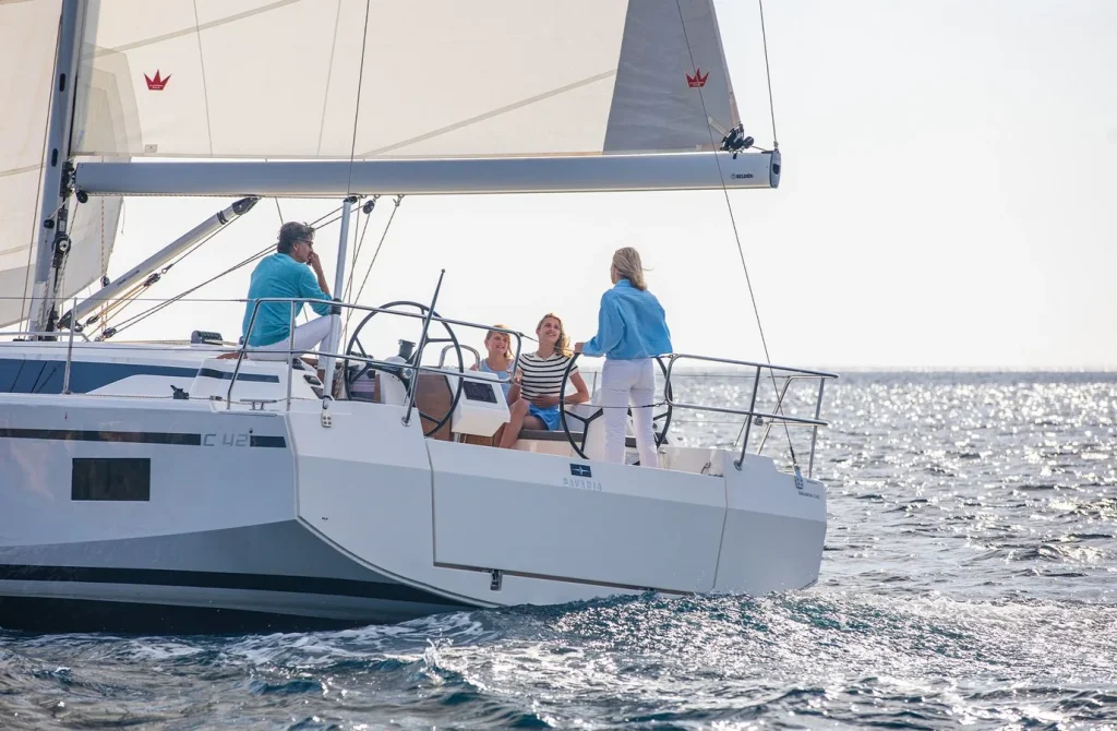 Bavaria C42 — photo 4