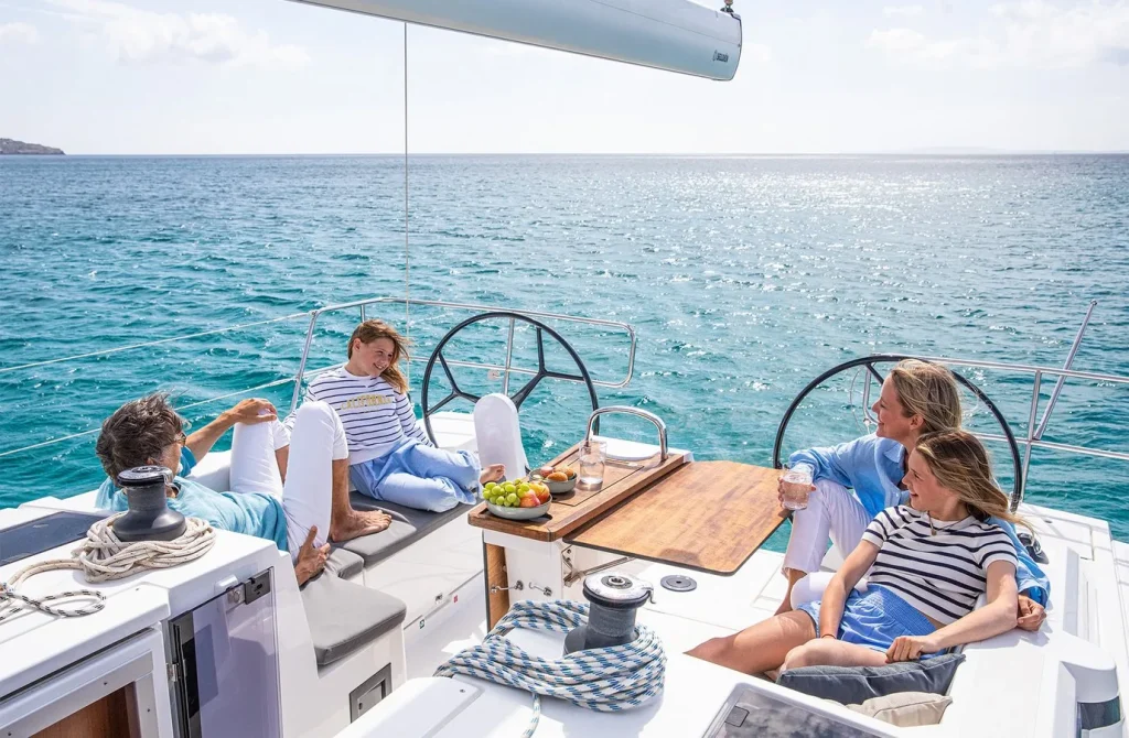 Bavaria C42 — photo 6