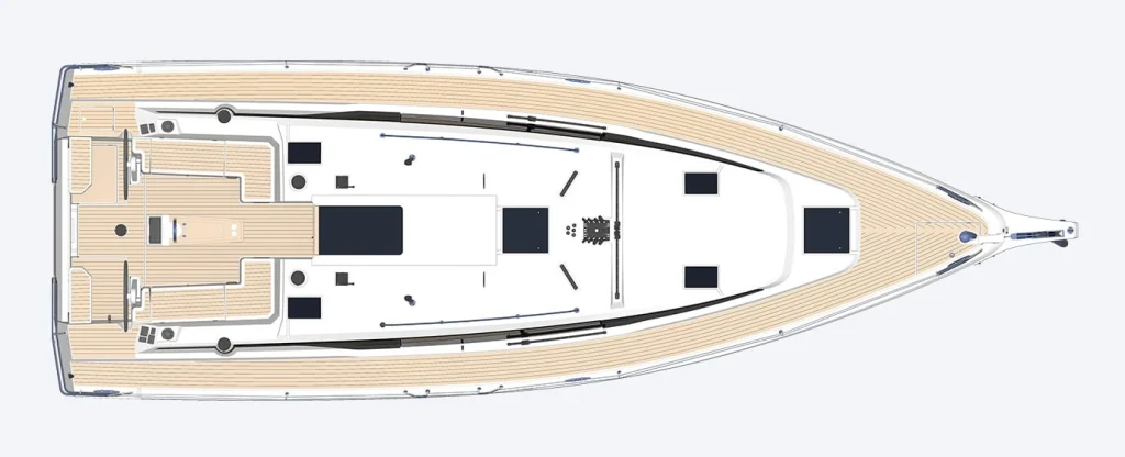 Bavaria C42 — Deck layout plan
