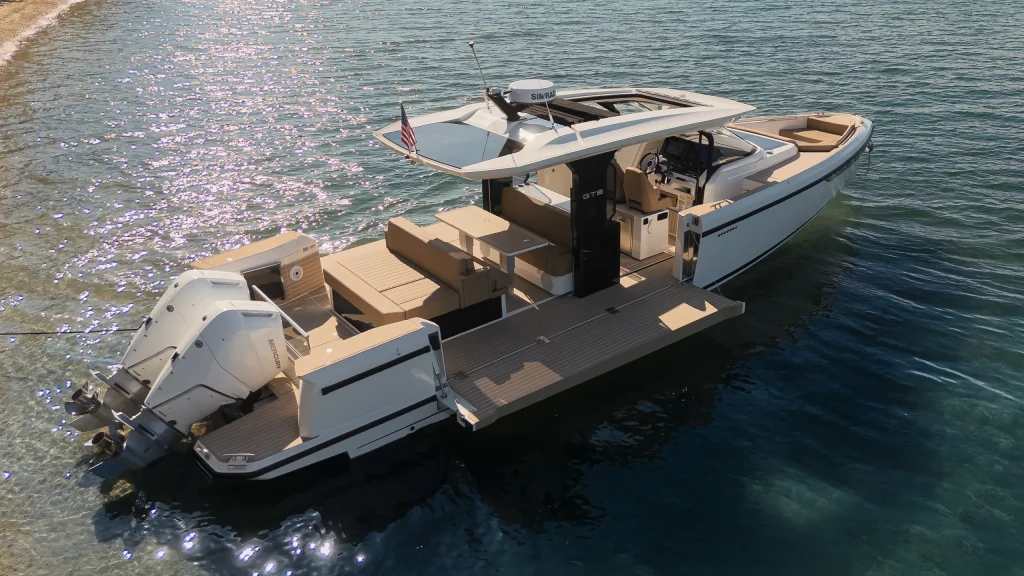 Saxdor 400 GTS at anchor with its side terrace lowered