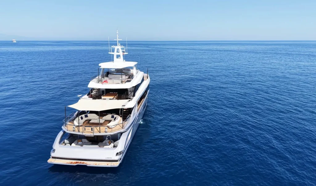 Azimut Grande Trideck 2021 — listing image 15